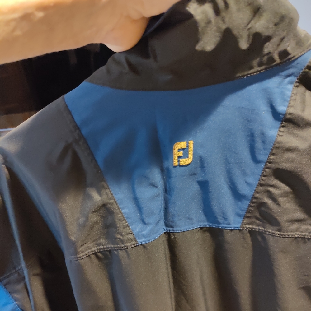 Men's Foot Joy rain suit